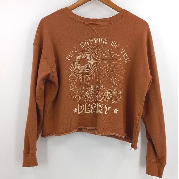 *SOLD* LOVE VINTAGE It's Better In The Desert Raw Rolled Hem Cropped Sweatshirt - Picture 2 of 10